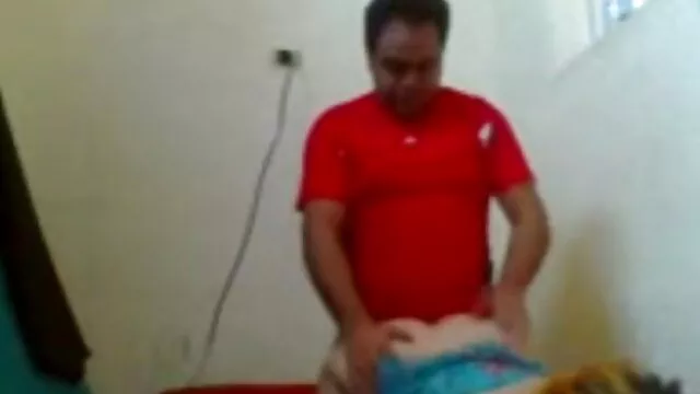 الرجل الملاعين اثنين من الفتيات و الحب جنس اجنبي وعربي