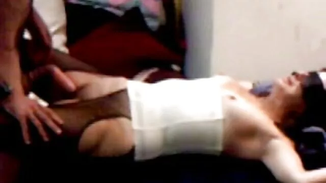 المثير وتعادل في قفص و مارس فلم جنس أجنبي الجنس