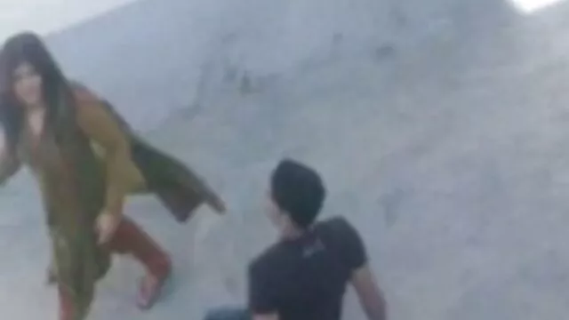 ألينا مسطحة مع كبير الثدي يصرخ أثناء ممارسة جنس اجنبي افلام الجنس من