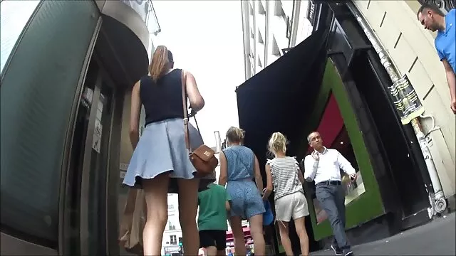 أنيقة فاتنة تمتص نشوة الديك سكس اجنبي sex