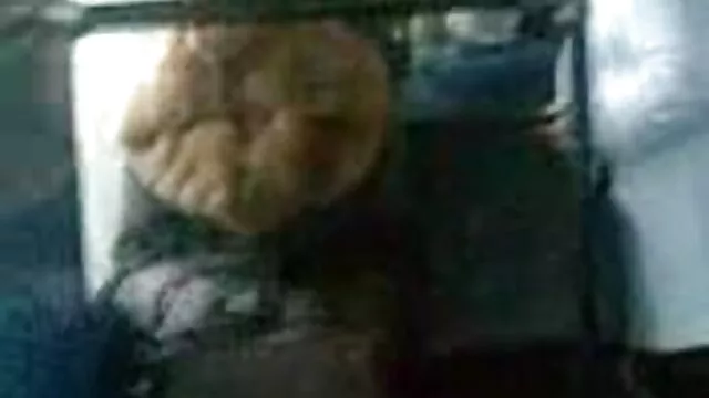 الرجل يظهر له يعرف كيف يمارس الجنس مع مدرب الحق في المقابلة جنس اجنبي مباشر
